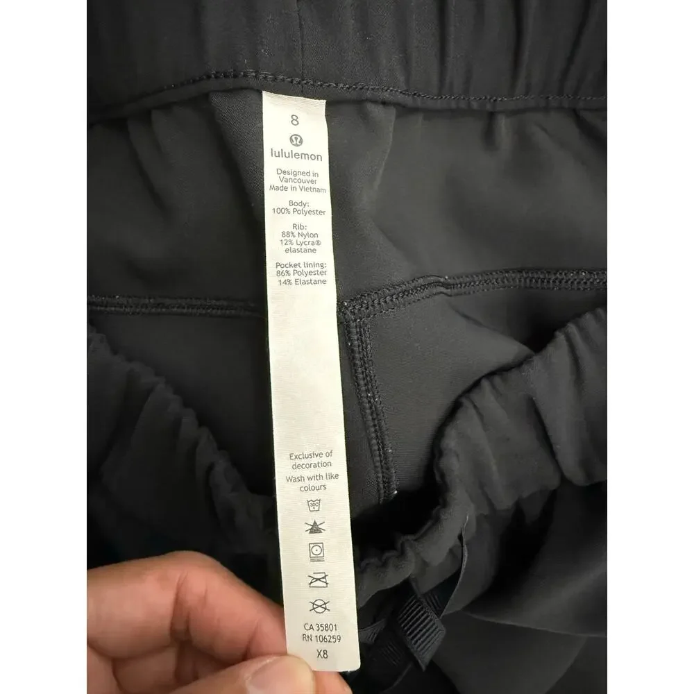 Lululemon On the Fly Jogger Black Size 8 Stretch Travel Athletic Pants